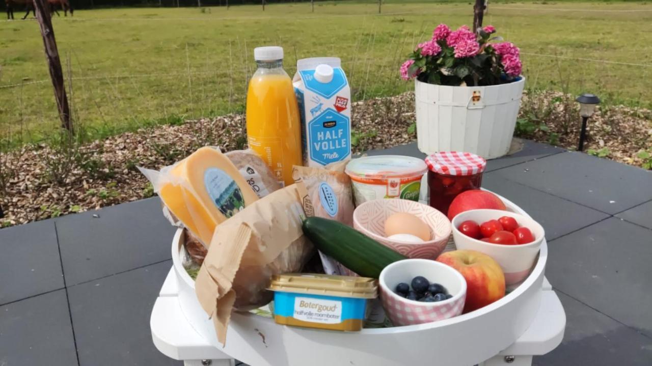 Bed and Breakfast De Tulp Noordgouwe Экстерьер фото